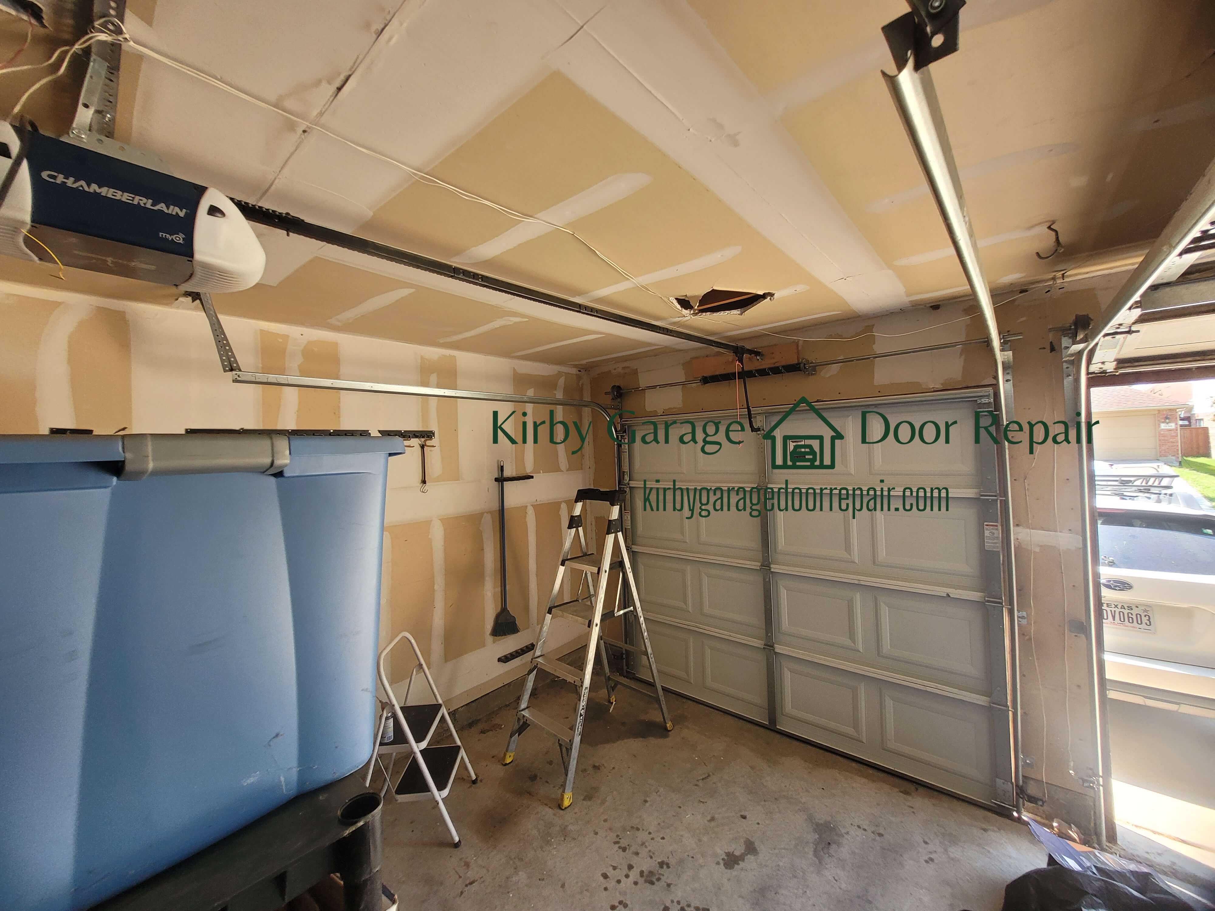 kirbygaragedoorrepair.com_chamberlain_garage_door_opener_repair